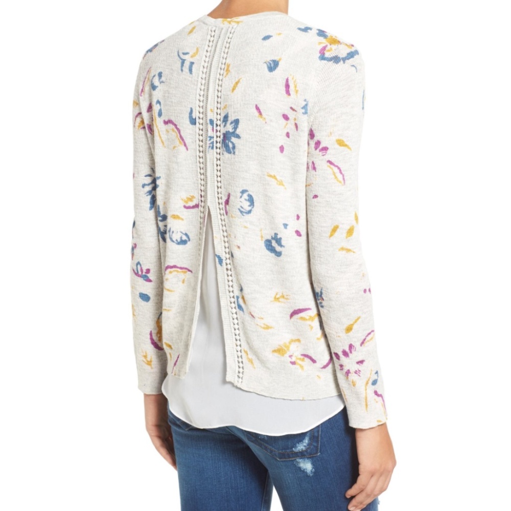 🦋2/$40 Lucky Brand Floral Crewneck Sweater